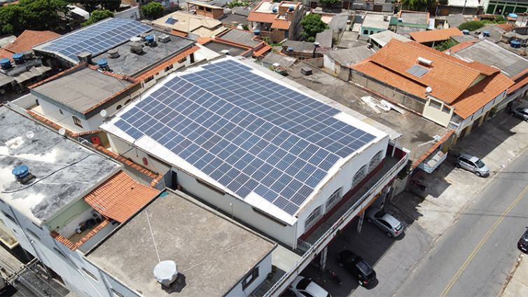 Energia Solar em Contagem - Supermercado Arrastão Pejoal - Solar Power Energy