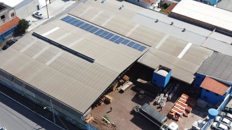 sistema-fotovoltaico-em-betim-min