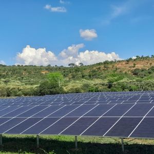 Usina solar da EXE ENERGIA em Araçuaí – MG